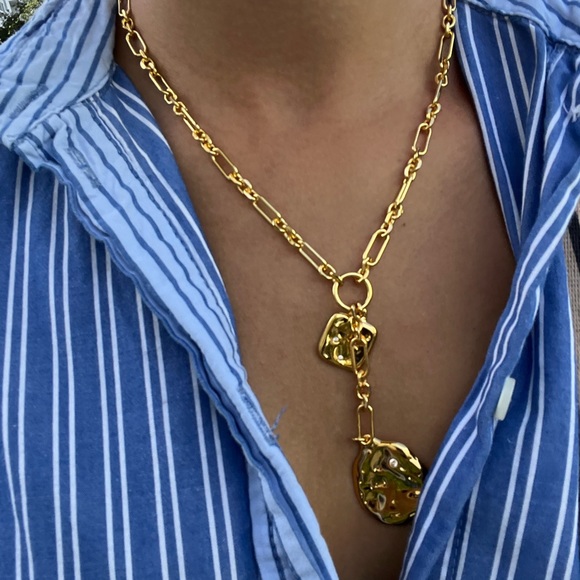 18kGold plated bronze necklace with double pendant detail and encrusted crystals - Picture 3 of 7